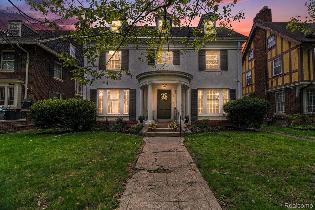121 Longfellow Street, Detroit city