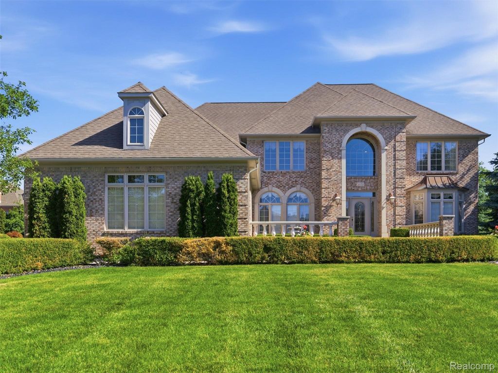 54150 Queensborough Drive, Shelby charter township