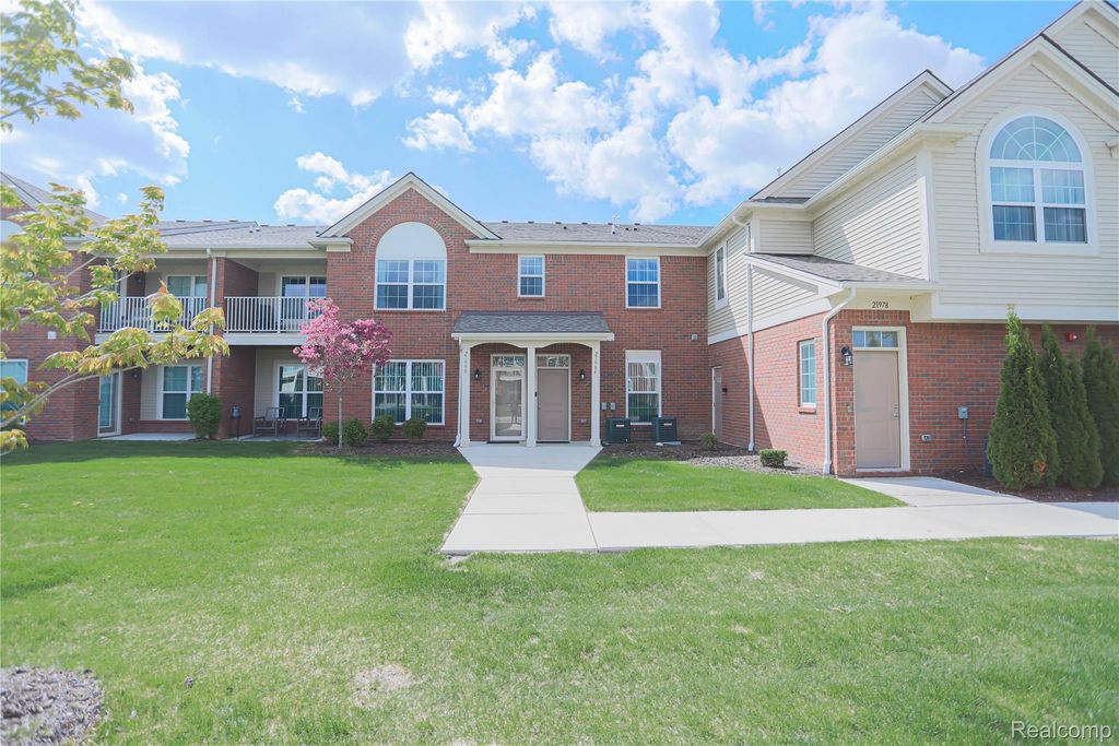21984 Andover Drive, Macomb township