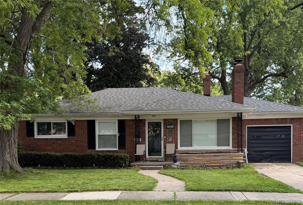 20924 Bon Brae Street, St. Clair Shores city