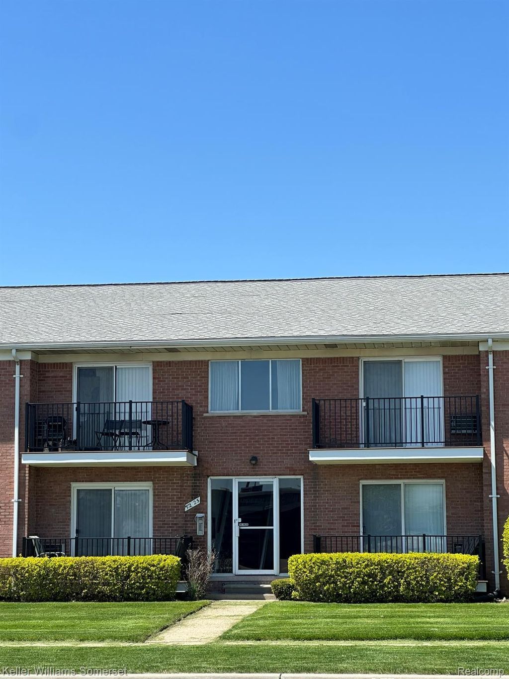 32125 Beaconsfield Street 39, Roseville