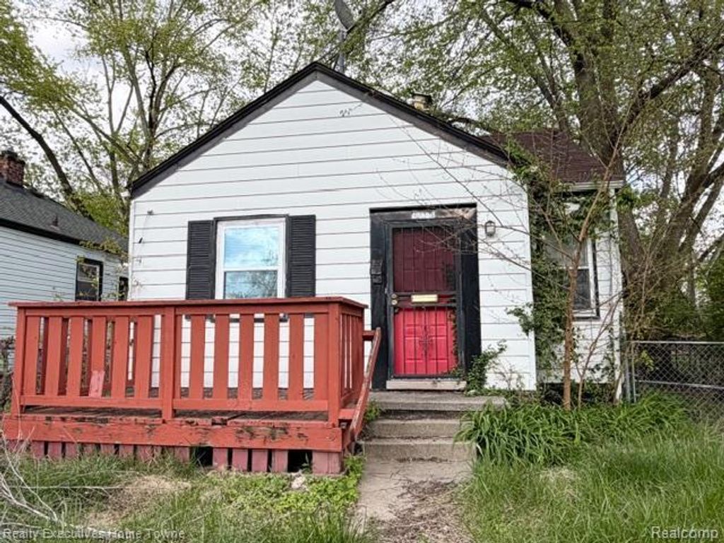 12906 Faust Avenue, Detroit
