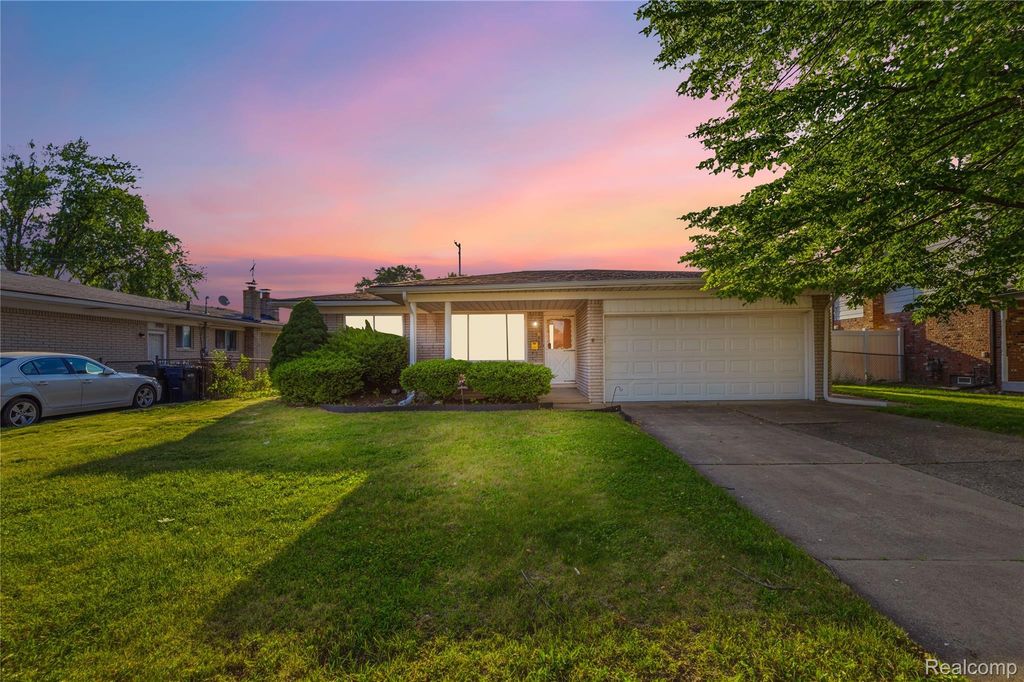 35074 Lana Lane, Sterling Heights city