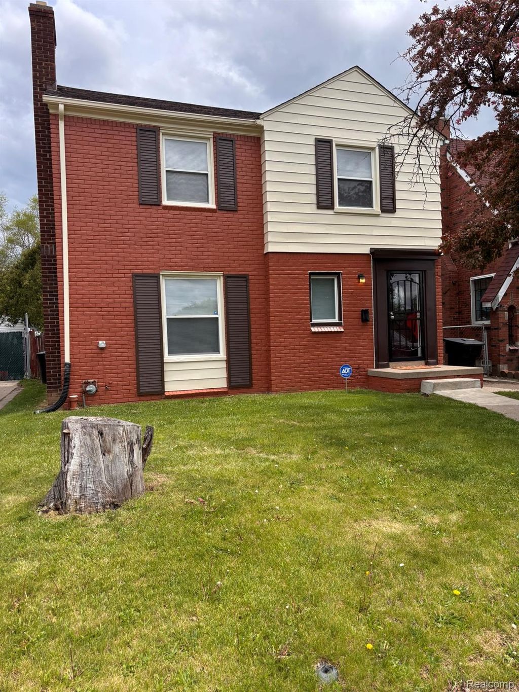 5797 E Outer Drive, Detroit city