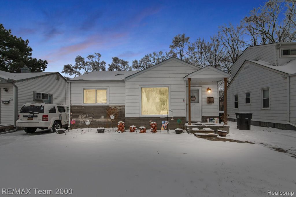 5871 Cooper Street, Taylor city