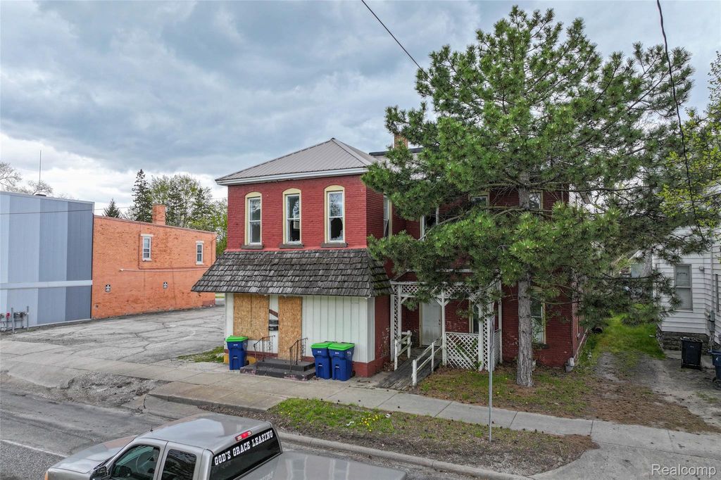 310 S Henry Street, Bay City city