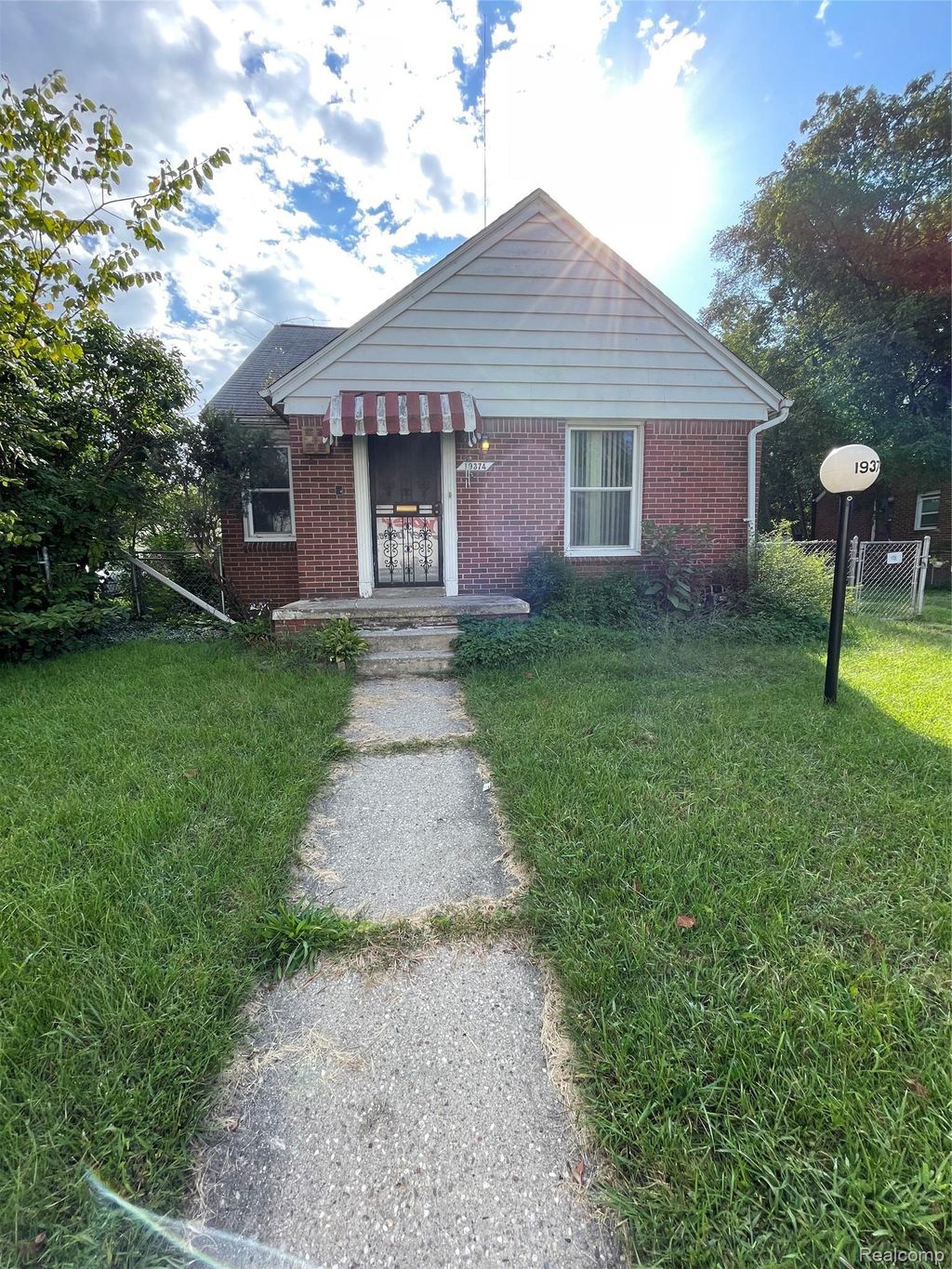 19374 Charest Street, Detroit city