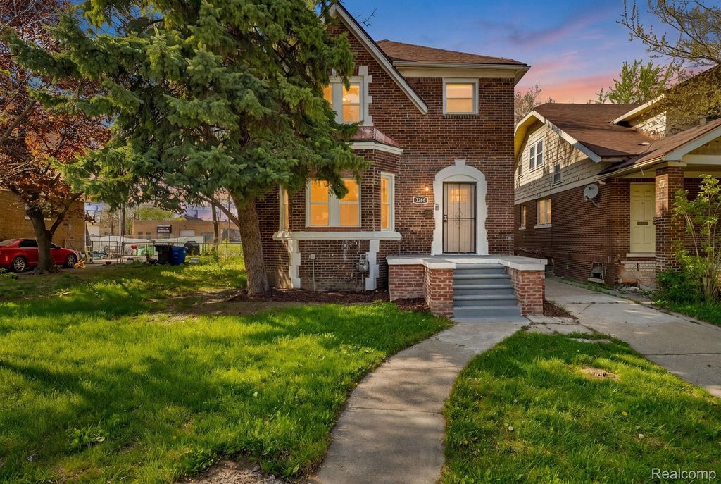3286 Waverly Street, Detroit city