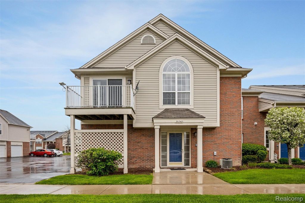 51745 Adler Park Drive W, Chesterfield