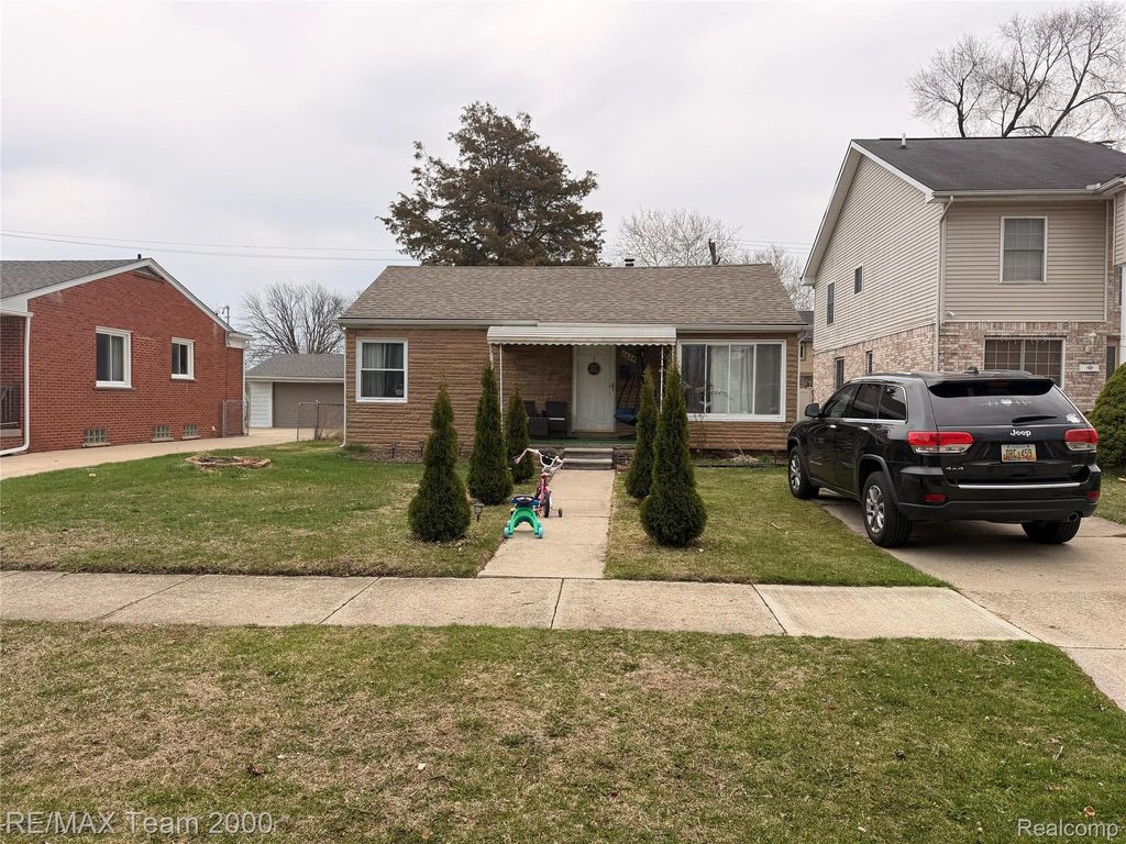 6624 Centralia Street, Dearborn Heights city