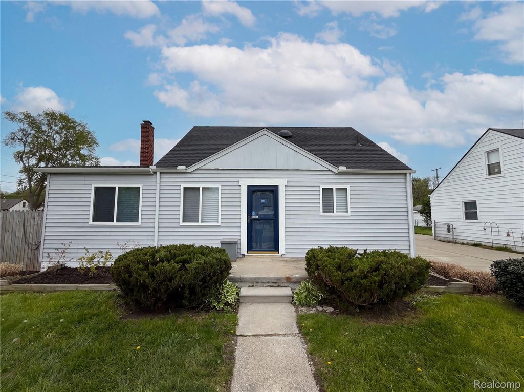 26311 Hopkins Street, Inkster