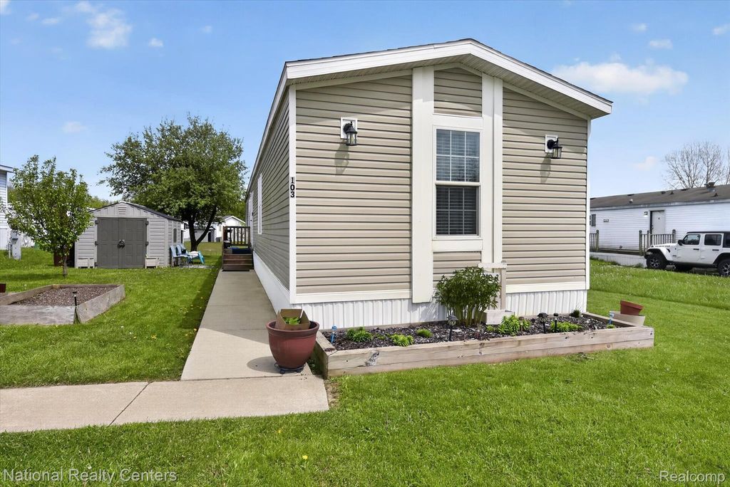 2735 S Wagner Road 103, Ann Arbor city