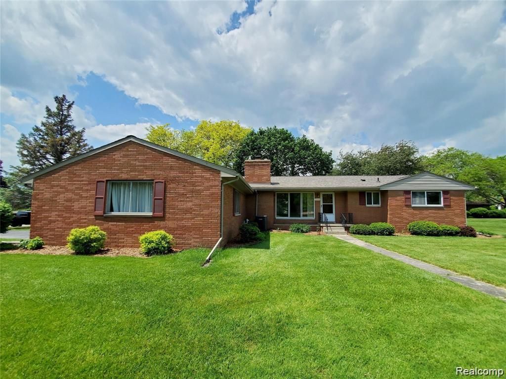 7124 Elmwood Drive, Grand Blanc charter township
