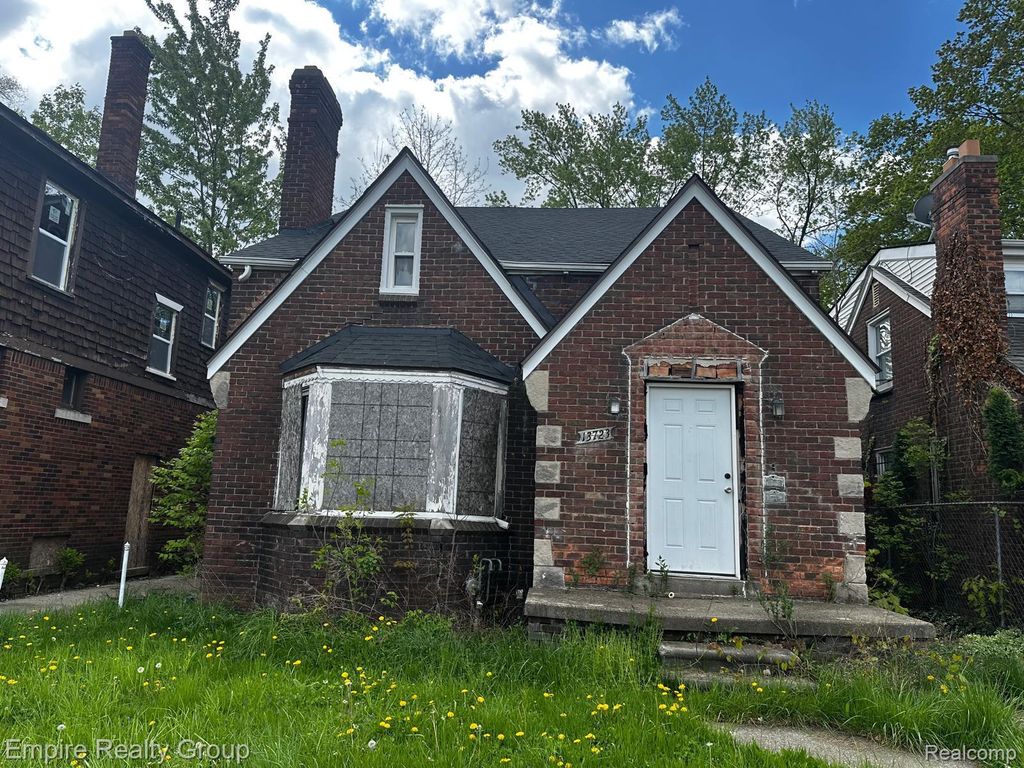 13723 Castleton Street, Detroit city