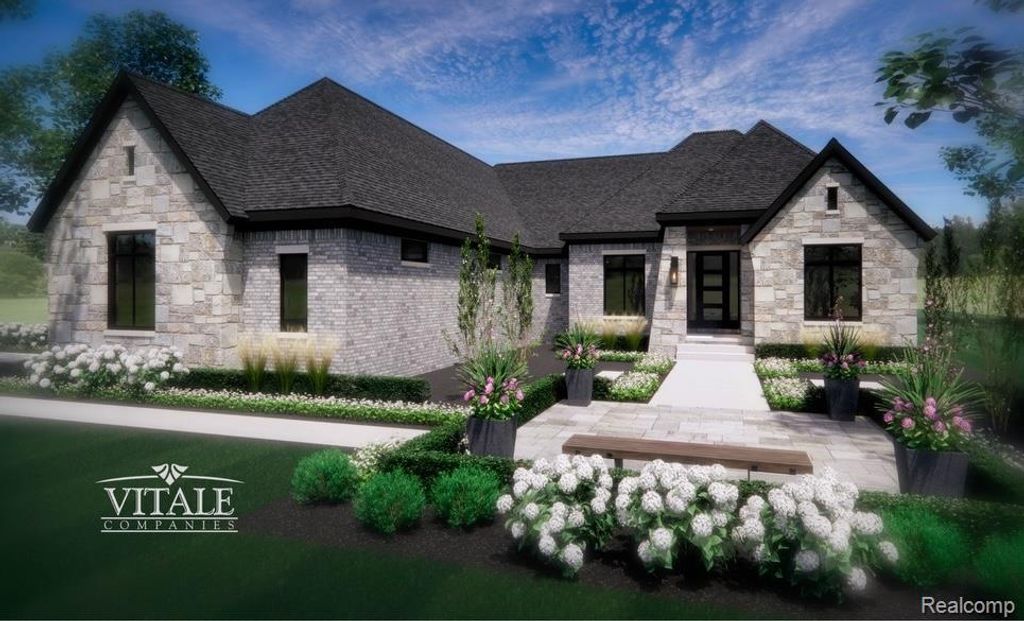 8267 Sandi Lane, Bruce township