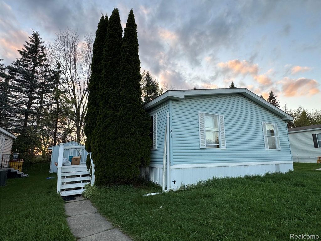 2700 Shimmons Road 161, Auburn Hills city