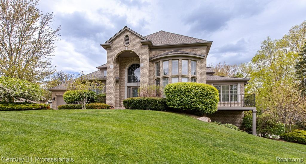6410 Enclave Drive, Clarkston