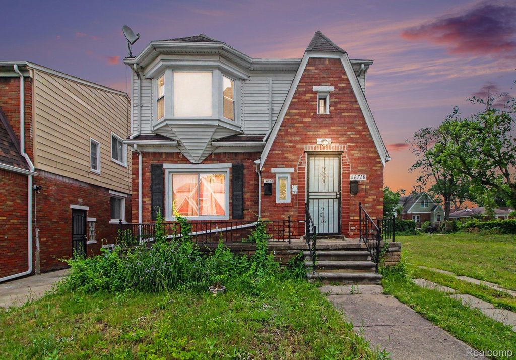 16728-16730 Woodingham Drive, Detroit city
