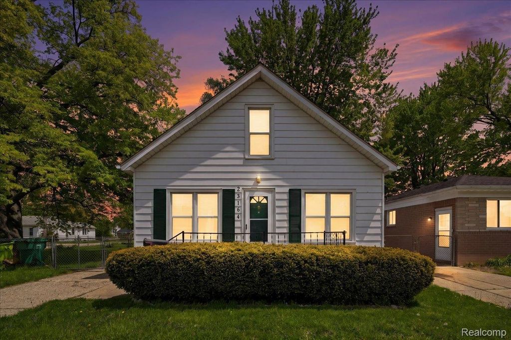 23164 Donald Avenue, Eastpointe city