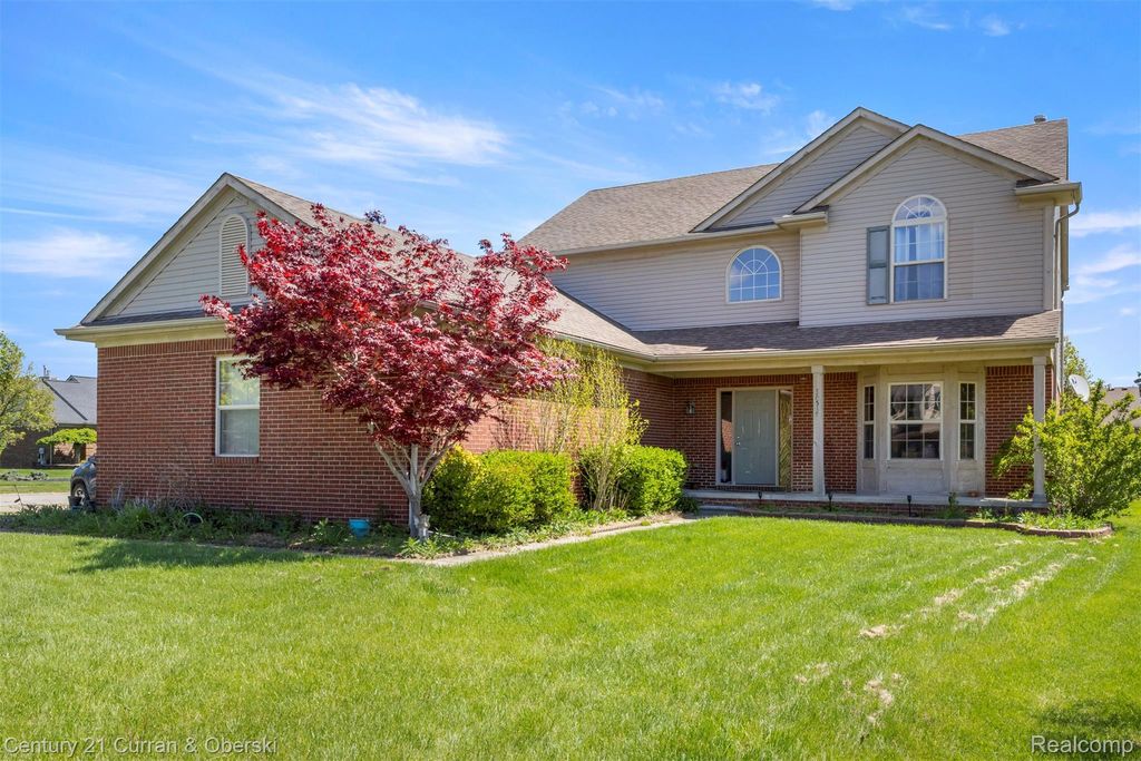 30537 Linden Court, Flat Rock city