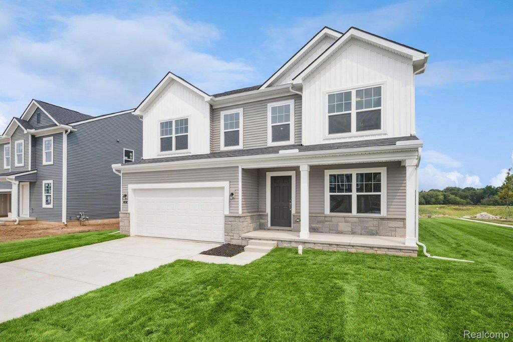 647 Harvest Way, Chelsea city