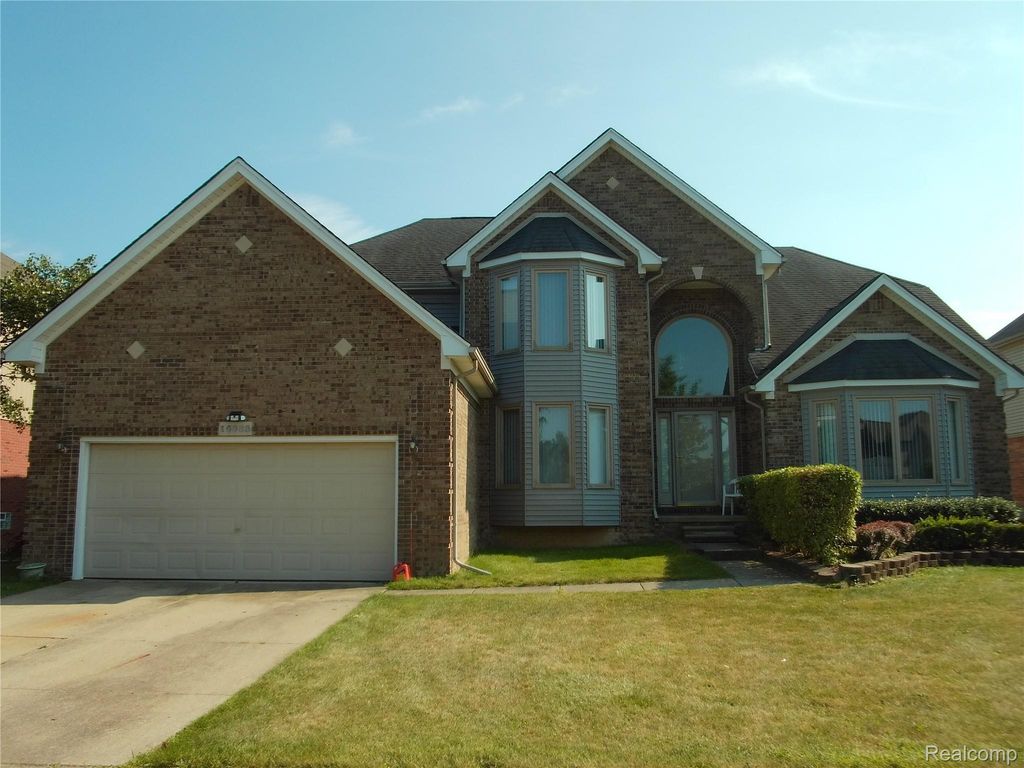 16938 Country Club Drive, Macomb township