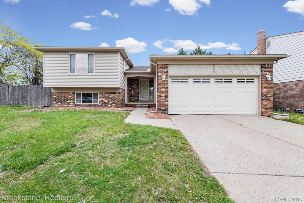 38982 Sutton Drive, Sterling Heights city