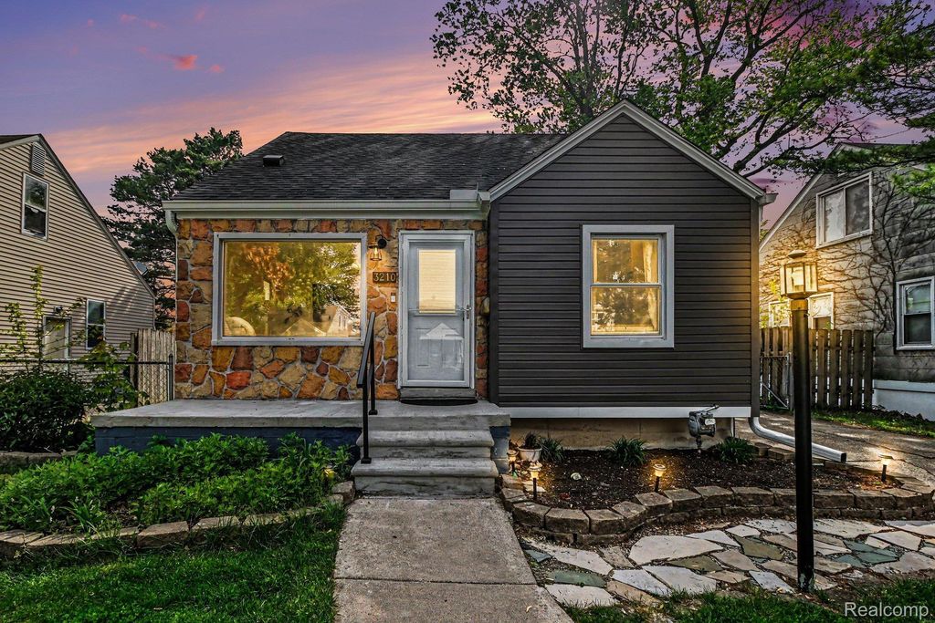 3210 N Wilson Avenue, Royal Oak city