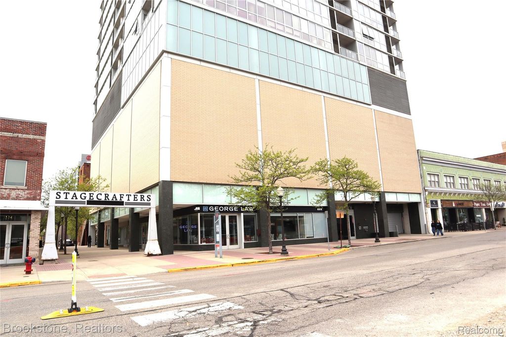 432 Washington Avenue 1304, Royal Oak