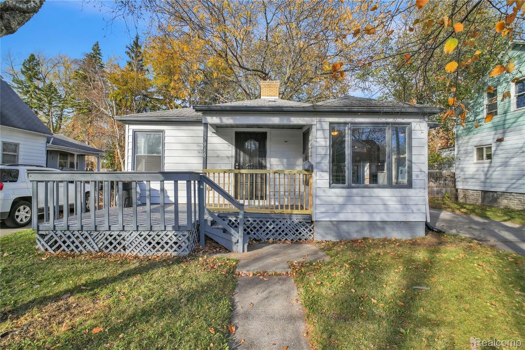 1916 Wood Street, Saginaw city