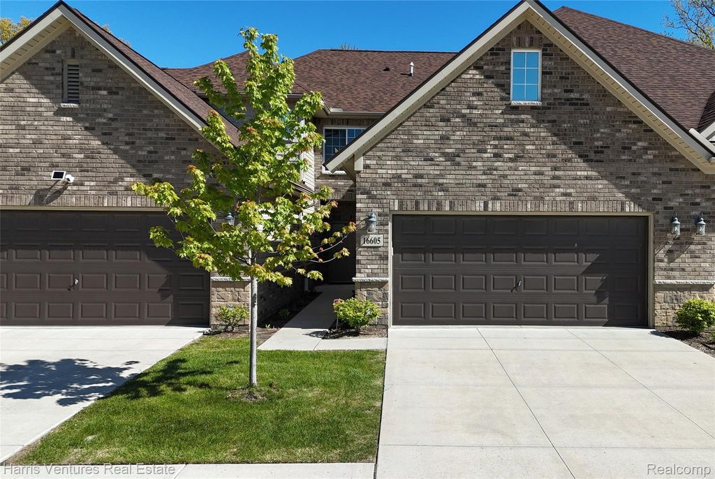 16605 Savor Lane, Clinton charter township
