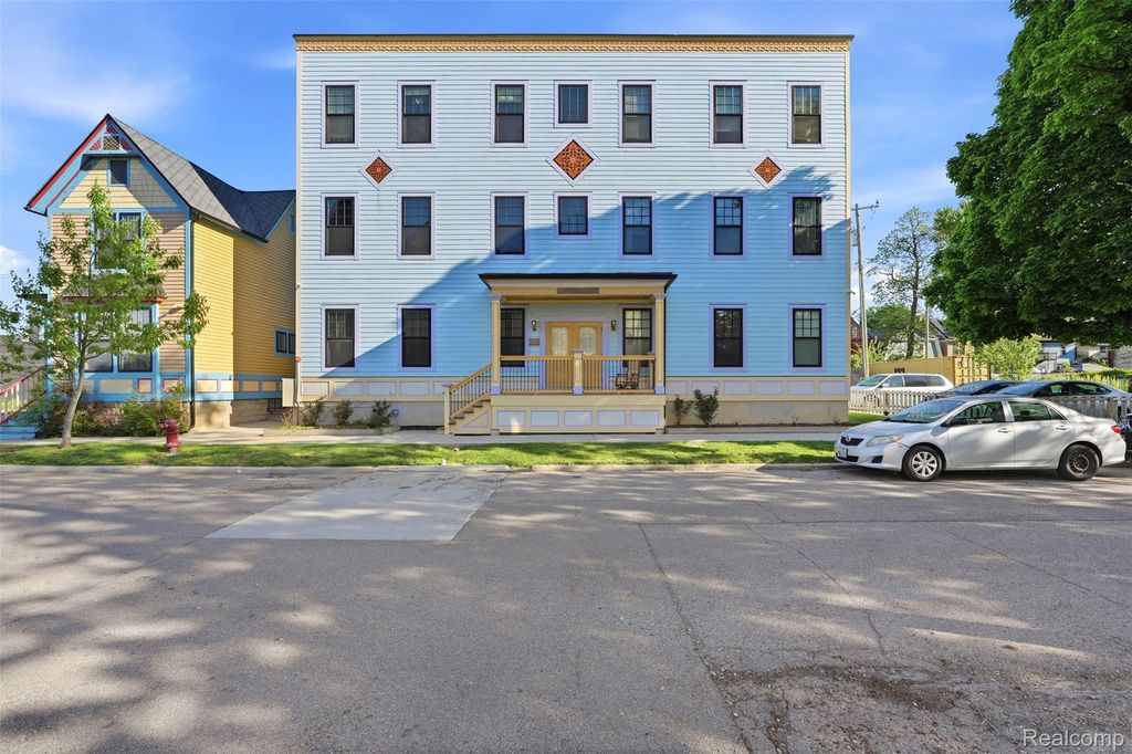 1786 W Willis Street 1, Detroit city