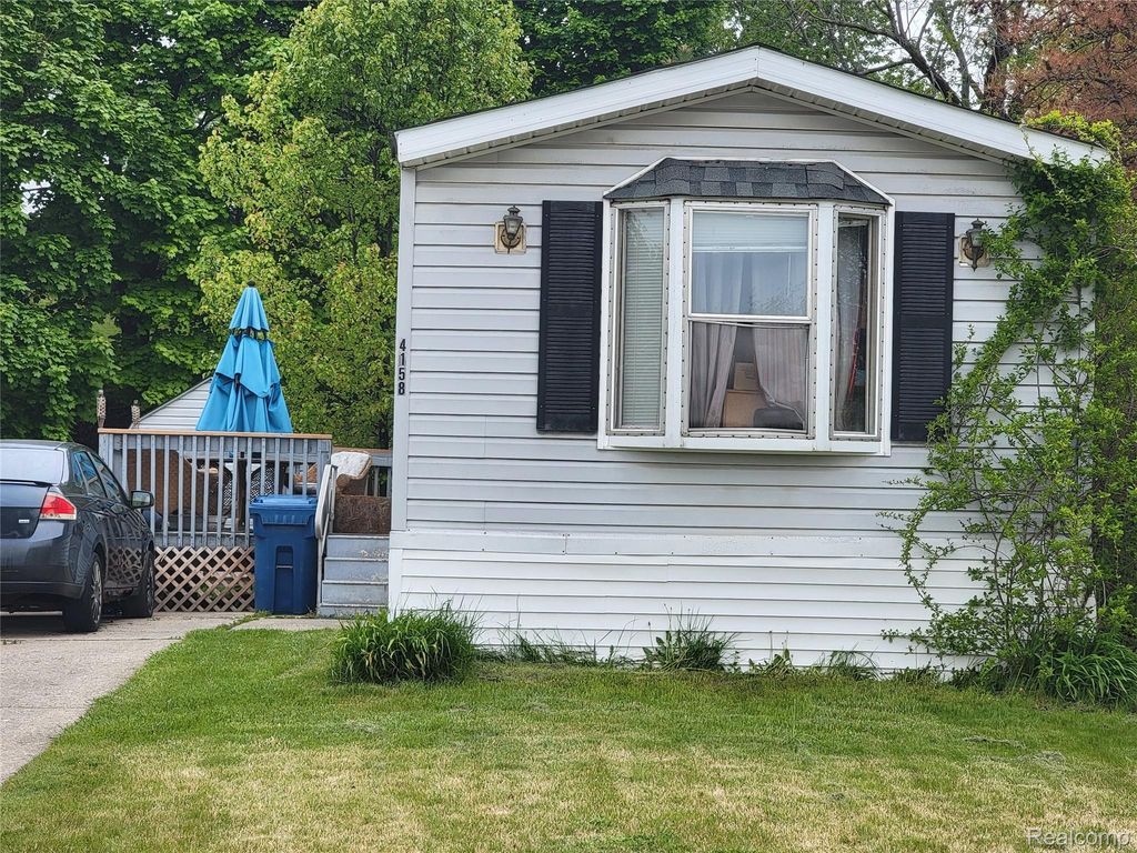 4158 Bickel Street, Milford charter township