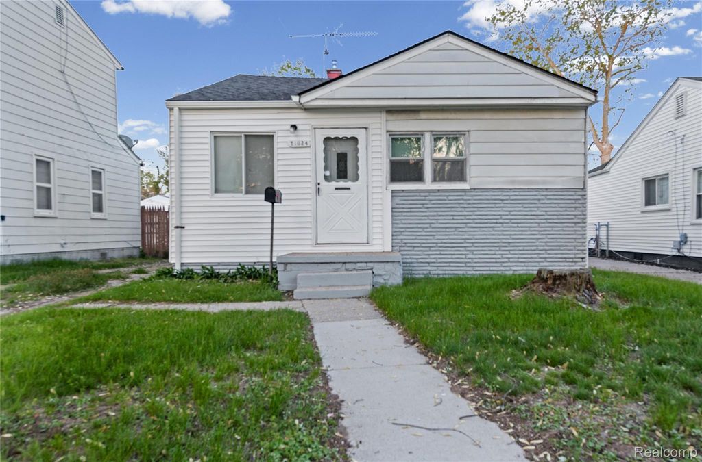 21034 Audrey Avenue, Warren city
