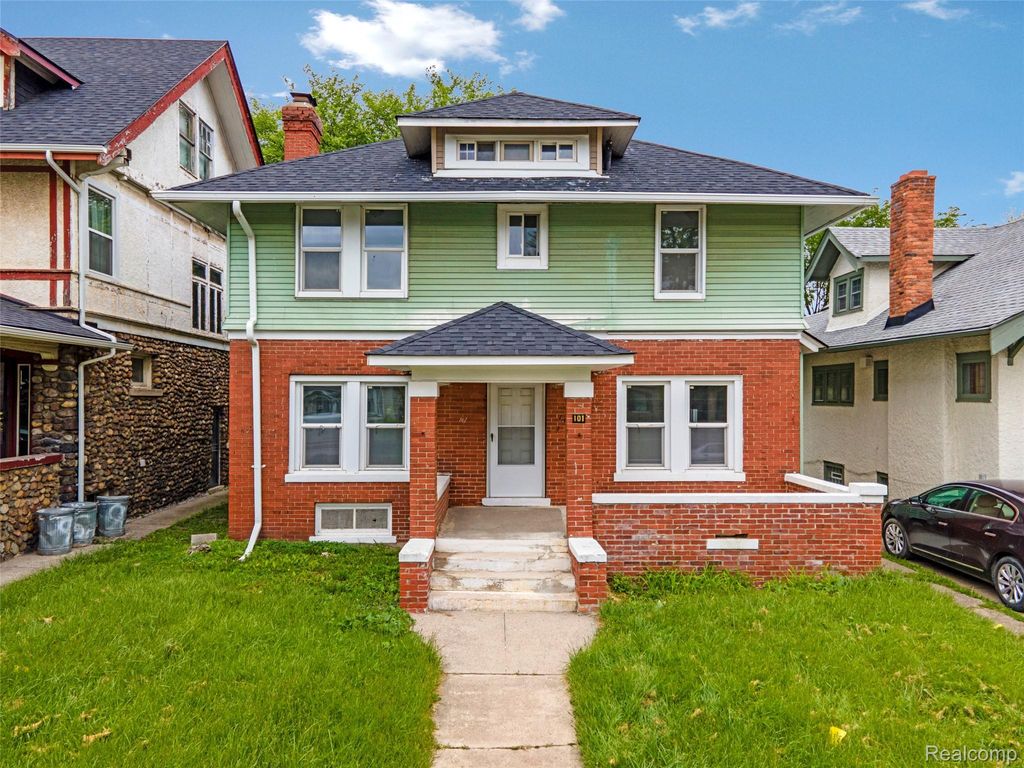 101 Colorado Street, Highland Park