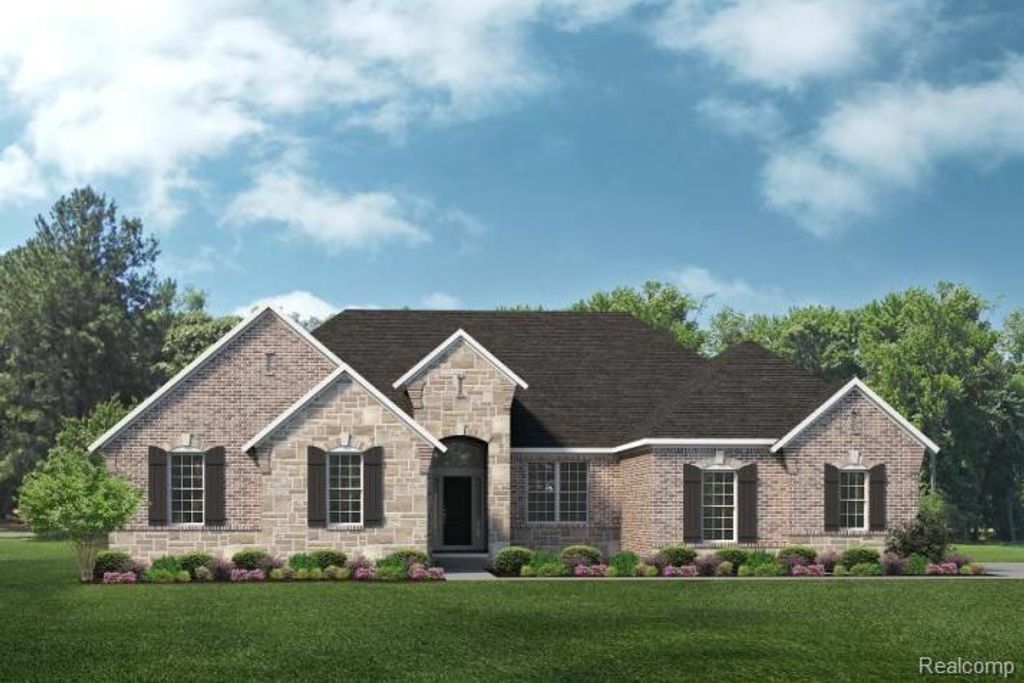 1057 Overlook Drive, Saline city