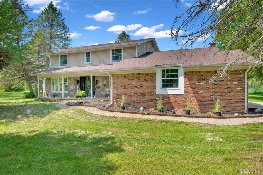 3483 Flint River Road, Columbiaville