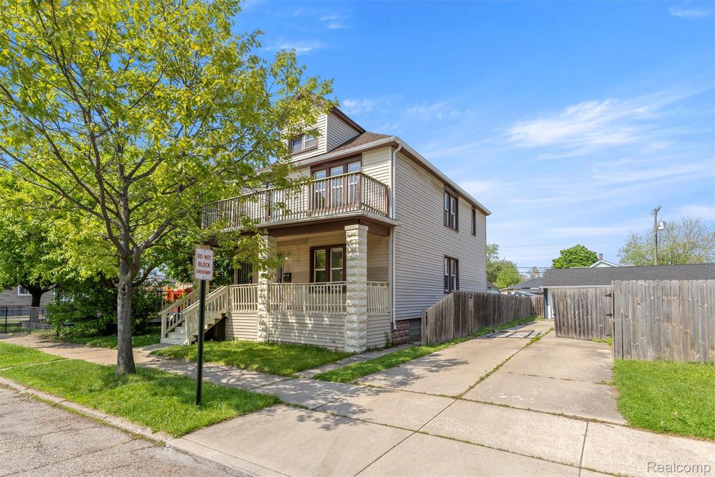 63 Stoner Street, River Rouge city