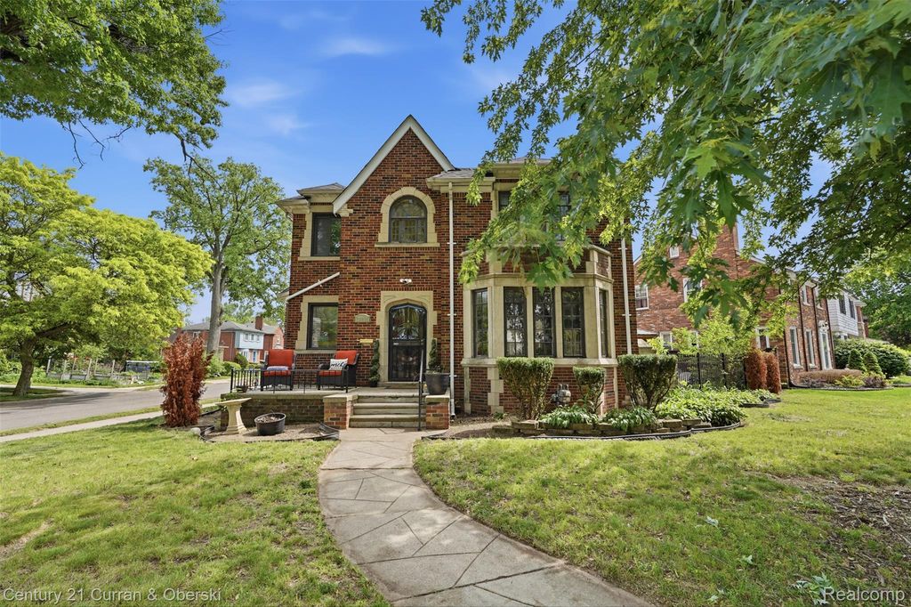 20096 Shrewsbury Road, Detroit city