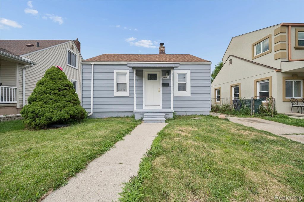 2036 Ford Boulevard, Lincoln Park