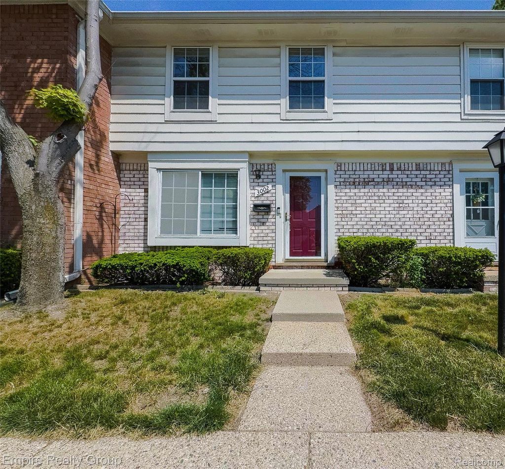 3002 Seaton Circuit N, Warren