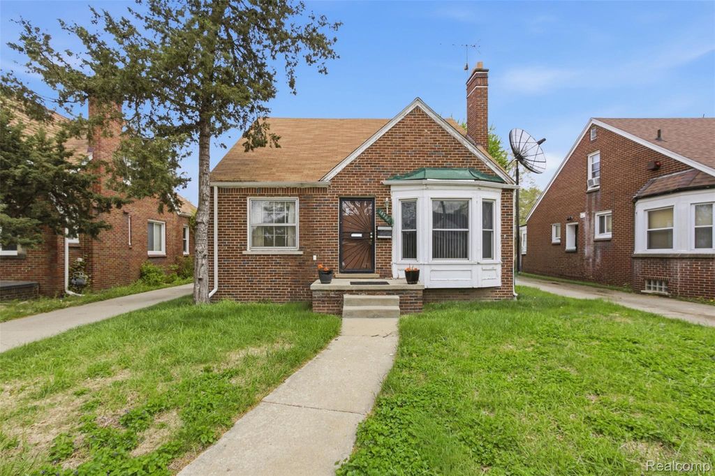 18260 Strathmoor Street, Detroit city