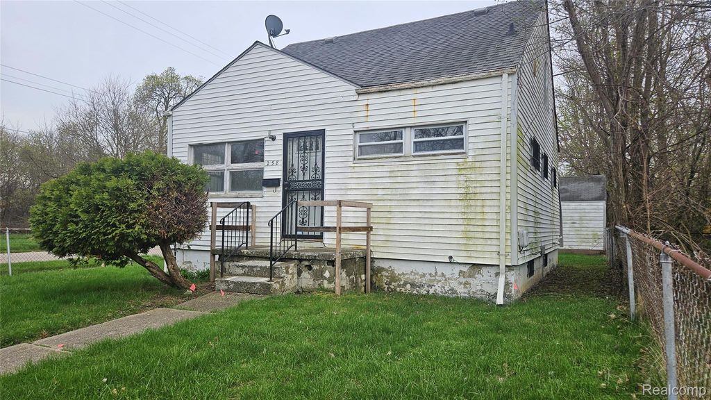 258 E Hobson Avenue, Flint city