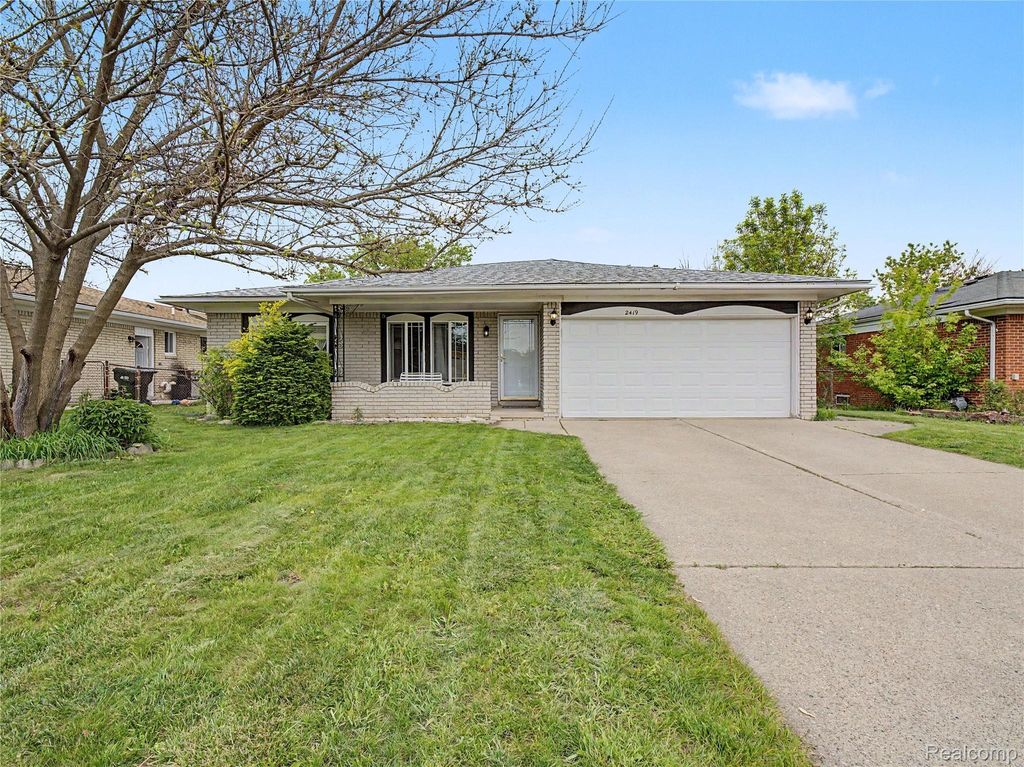 2419 Fox Hill Drive, Sterling Heights city