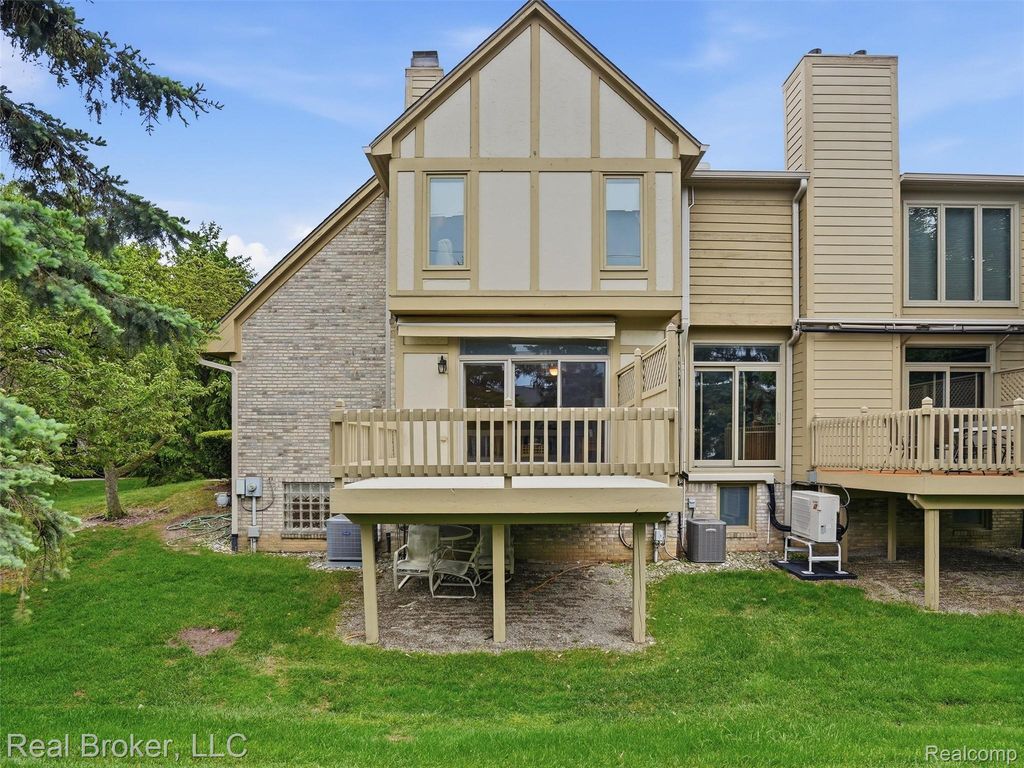 2710 Maitland Drive, Ann Arbor