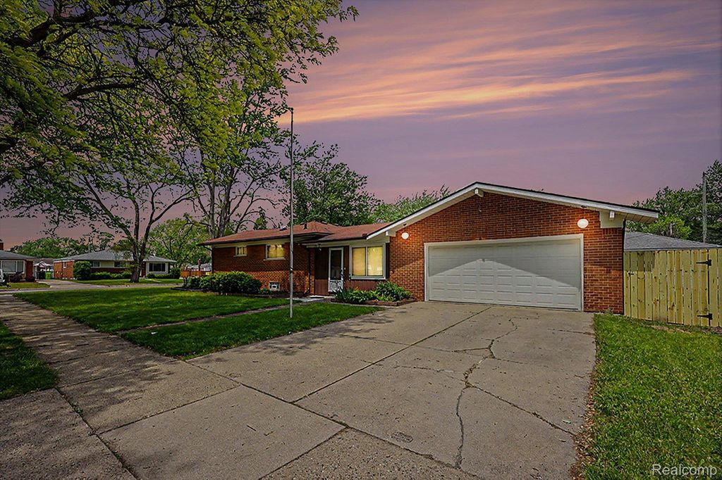 28326 Alden Street, Madison Heights city