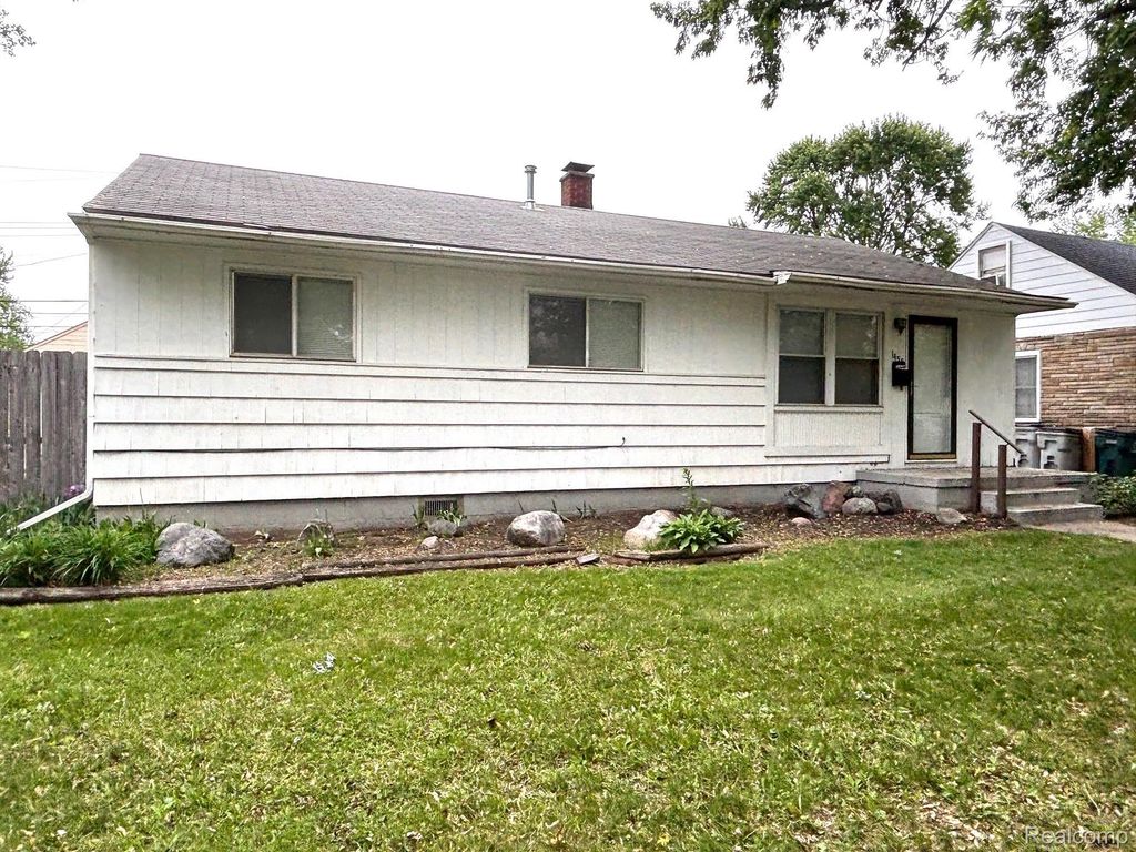 1455 E George Avenue, Hazel Park city