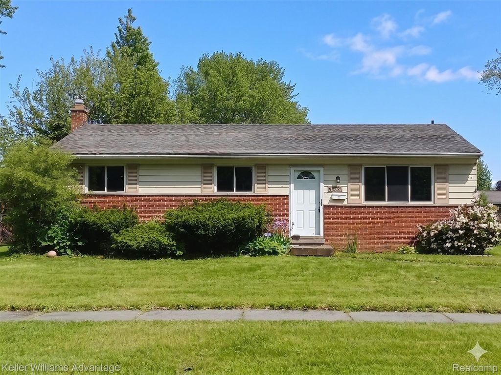 15587 Oakbrook Street, Romulus city