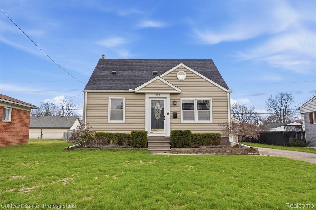 927 Montrose Avenue, Royal Oak city
