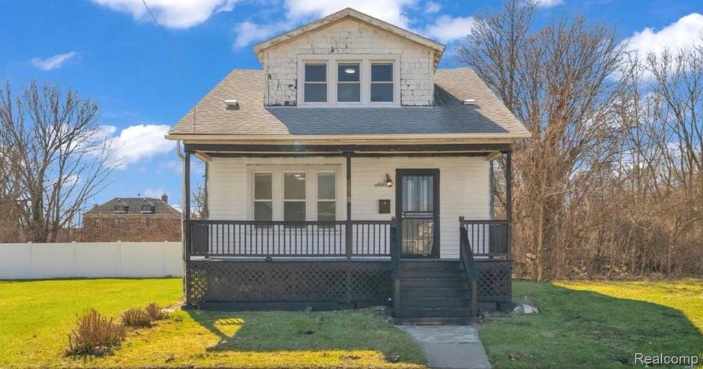 5573 Montclair Street, Detroit city